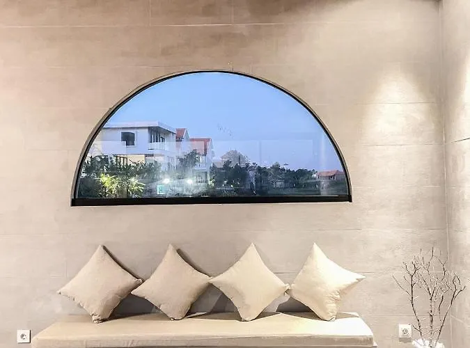 Mandevilla Villa *